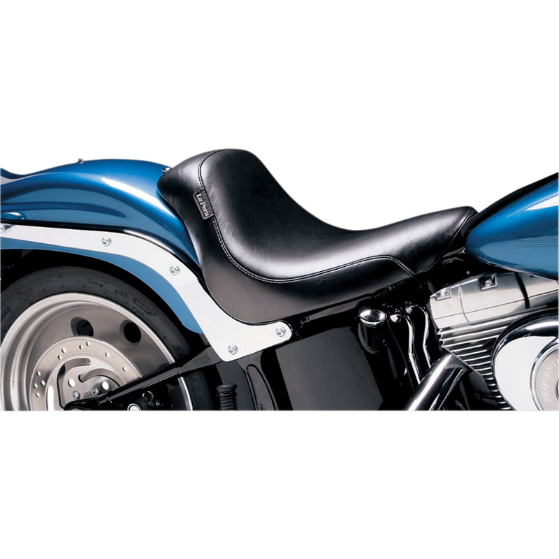 Le Pera Silhouette Deluxe -yksipaikkainen satula Harley-moottoripyörään