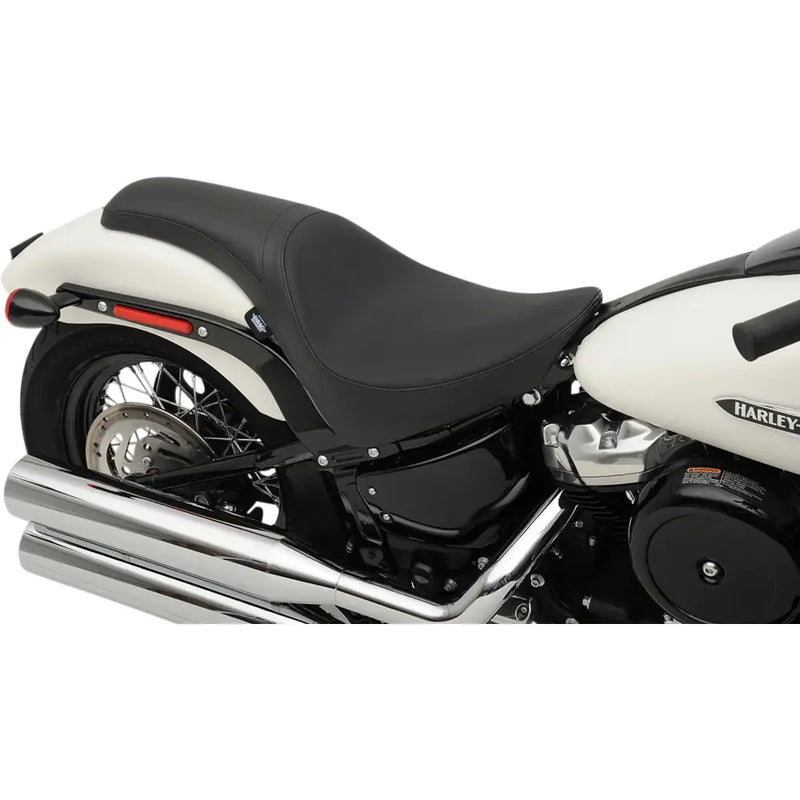 Drag Specialties Predator-istuin Harley-moottoripyörään