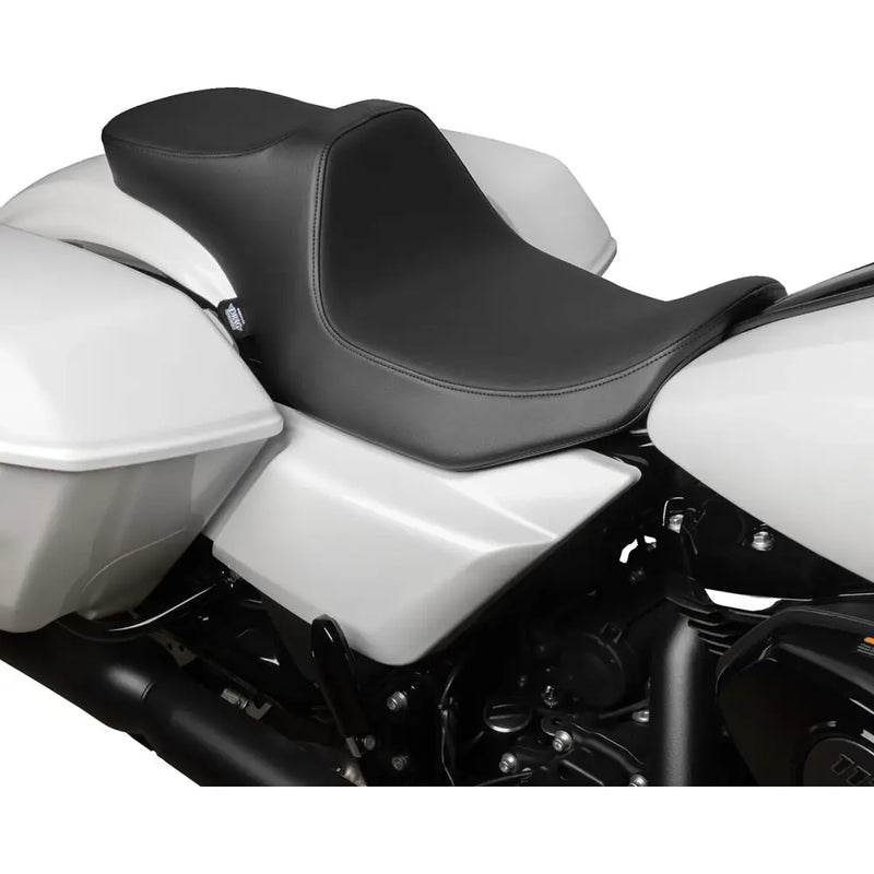 Drag Specialties Predator III 2-Up -istuin Harley-moottoripyörään