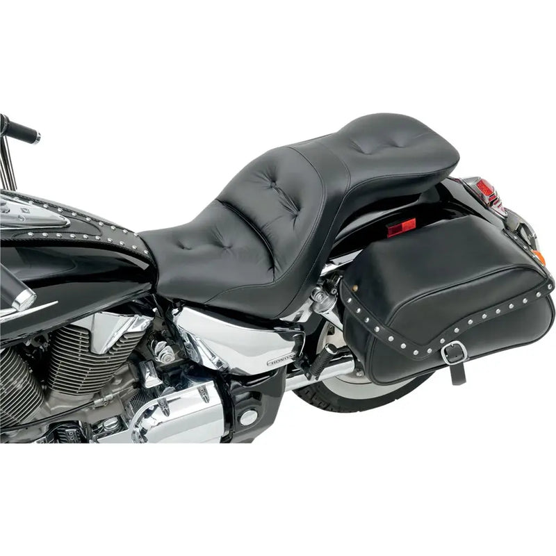 Saddlemen Explorerin istuin Hondalle