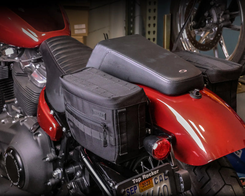 Thrashin Supply -kiinteät satulalaukkutelineet Harley-moottoripyörille
