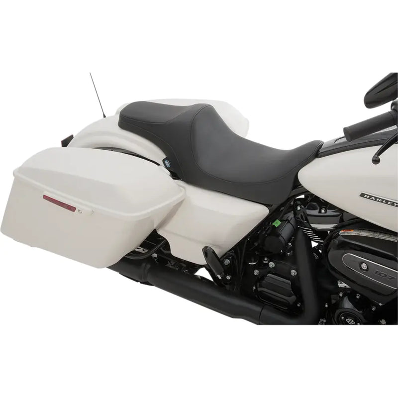 Drag Specialties Predator III -istuin Harleyyn 