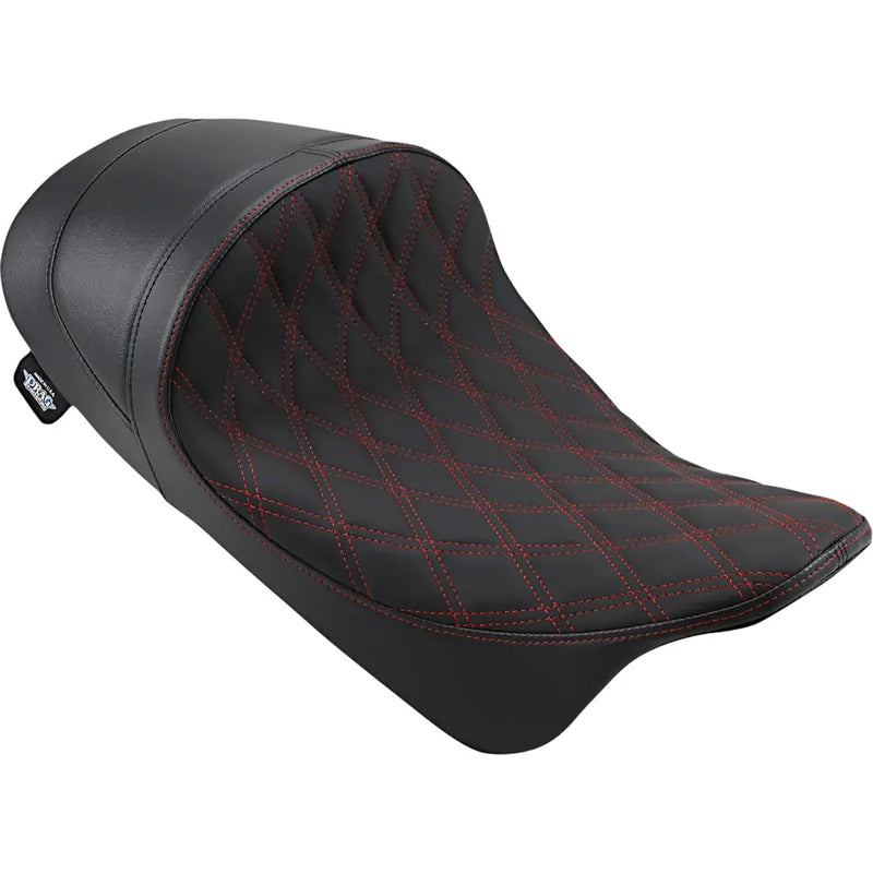 Drag Specialties EZ-ON matalaprofiilinen eteenpäin sijoitettu yksipaikkainen istuin Harley-moottoripyörään