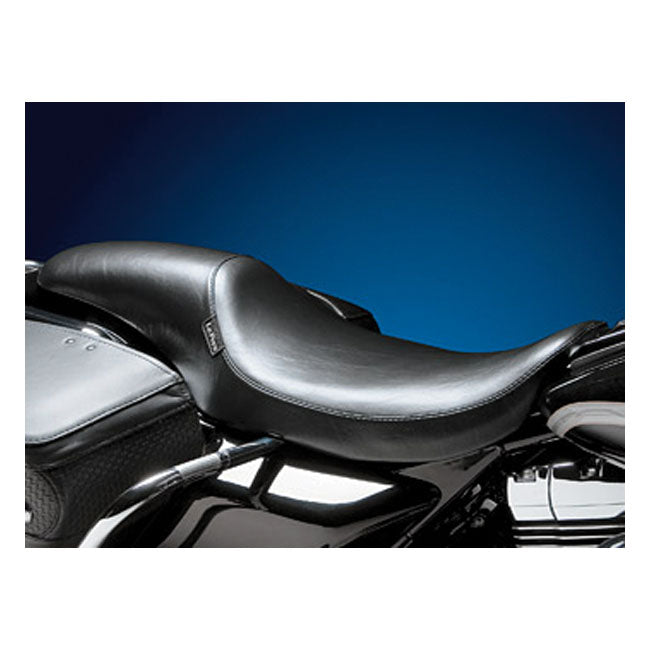 Le Pera Silhouette Full Lenght -istuin Harley-moottoripyörään