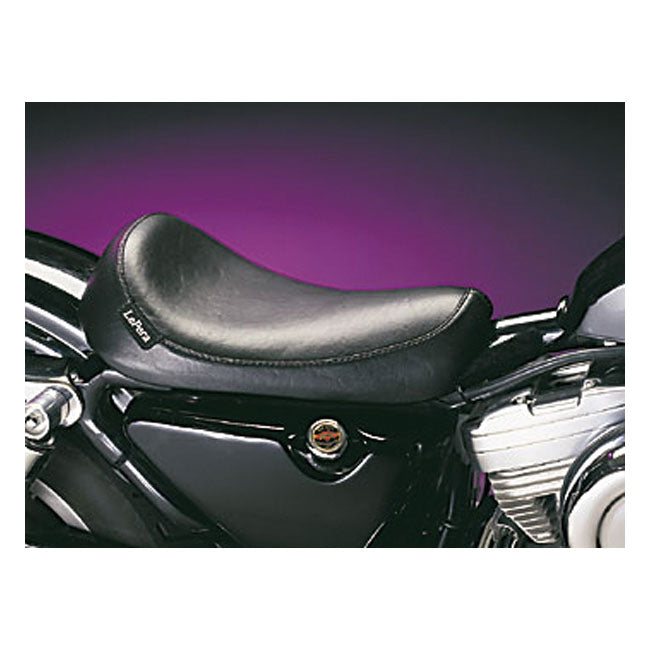 Le Pera Silhouette Solo Seat Harley-moottoripyörälle