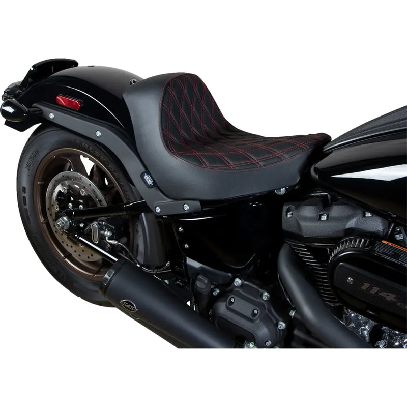 Drag Specialties Solo-istuin Harley-moottoripyörään