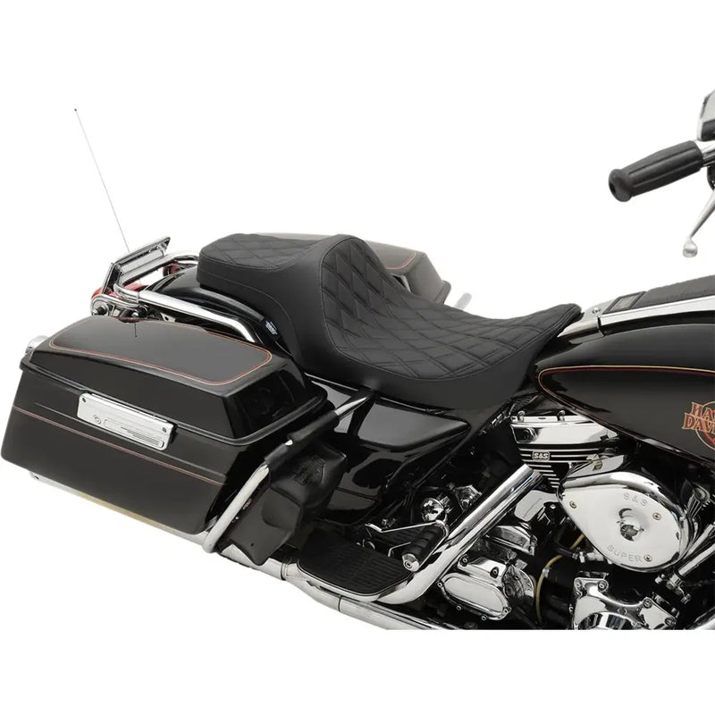 Drag Specialties Predator III -istuin Harleyyn 