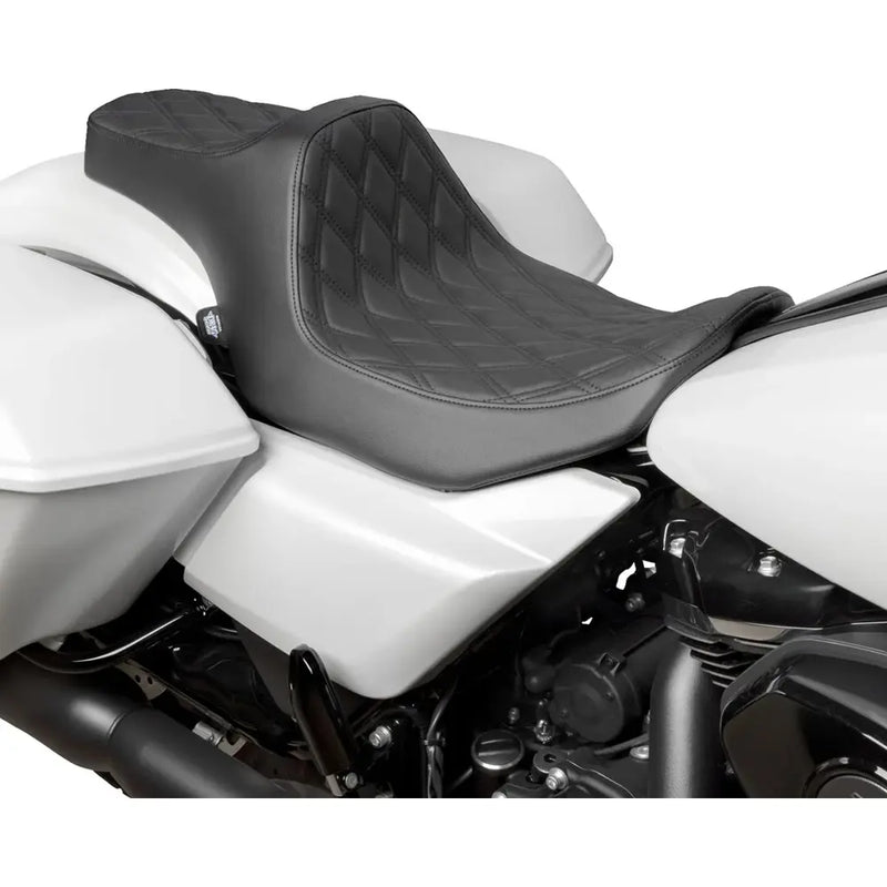 Drag Specialties Predator III -istuin Harleyyn 