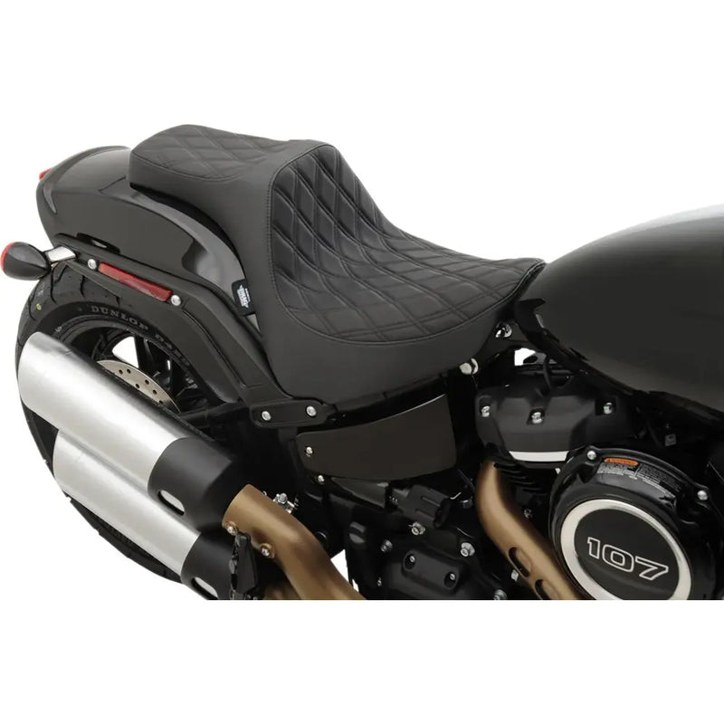 Drag Specialties Predator III -istuin Harleyyn 
