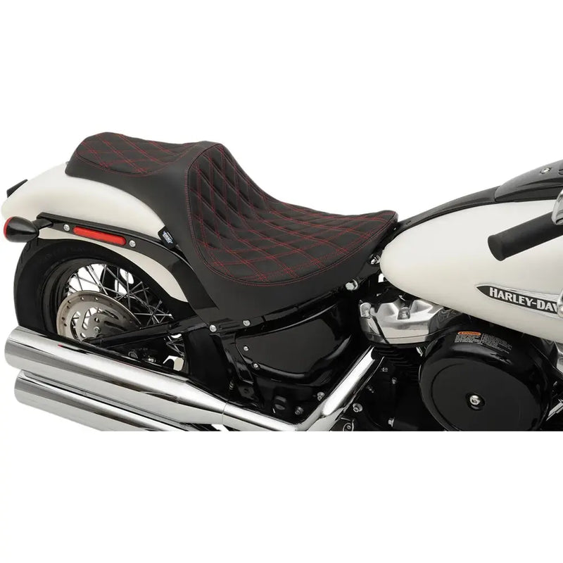 Drag Specialties Predator III -istuin Harleyyn 