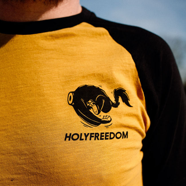 Holy Freedom Shoeles Joe T-paita