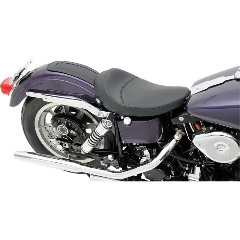 Drag Specialties Leveä yksipaikkainen istuin Harley-moottoripyörään