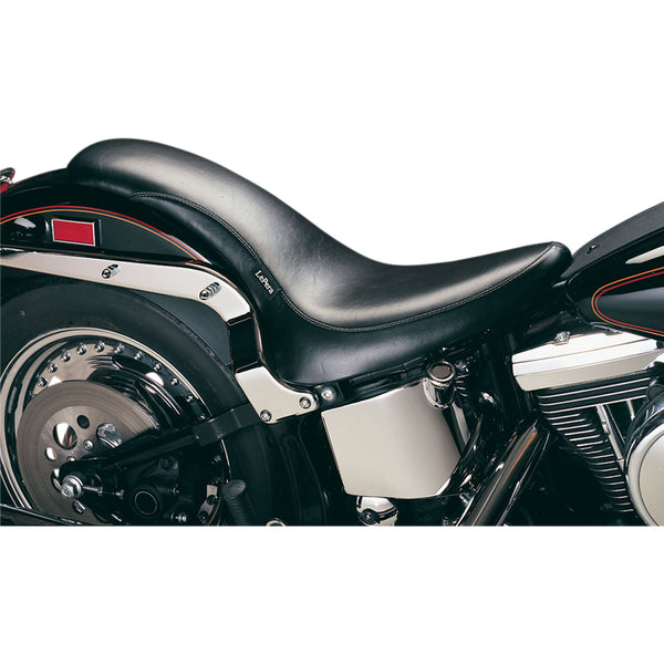 Le Pera King Cobra 2-Up-istuin Harley-moottoripyörään