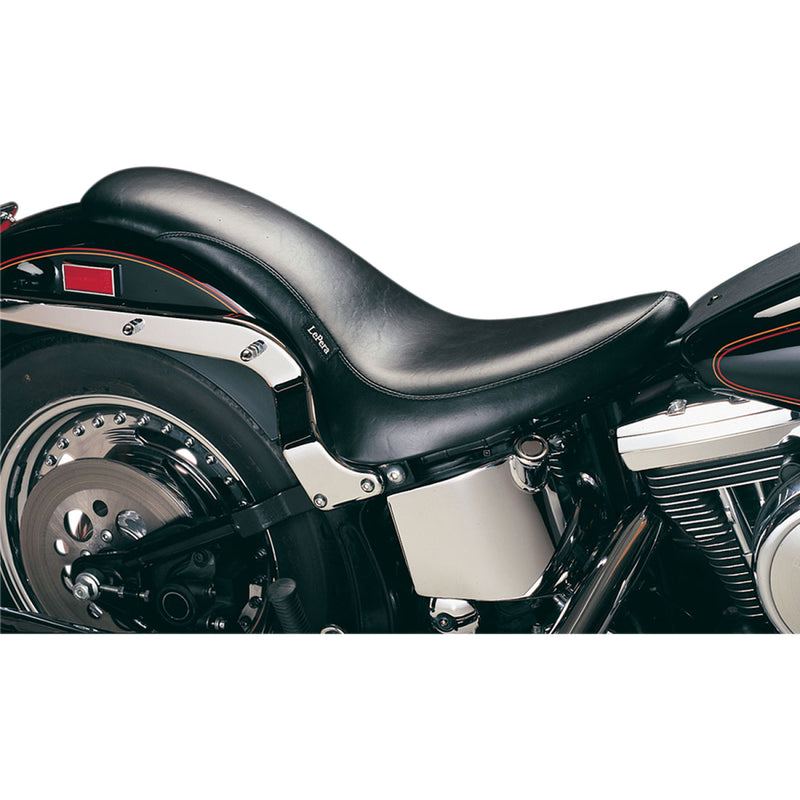 Le Pera King Cobra 2-Up-istuin Harley-moottoripyörään
