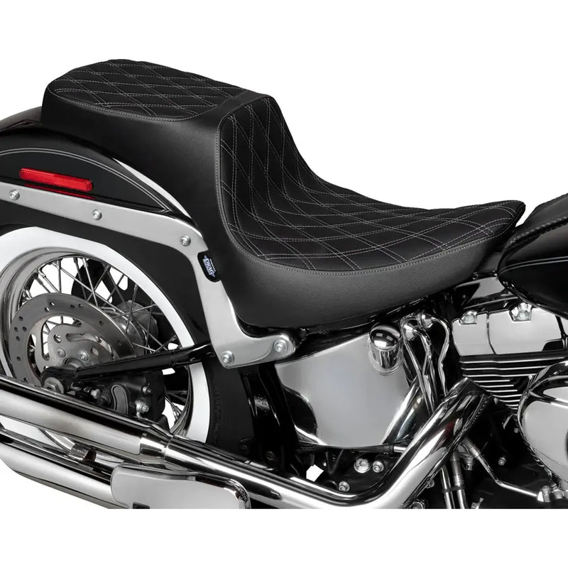Drag Specialties Performance Predator 2-Up -istuin Harley-moottoripyörään