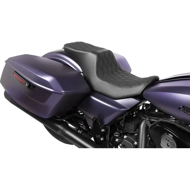 Drag Specialties Performance Predator 2-Up -istuin Harley-moottoripyörään