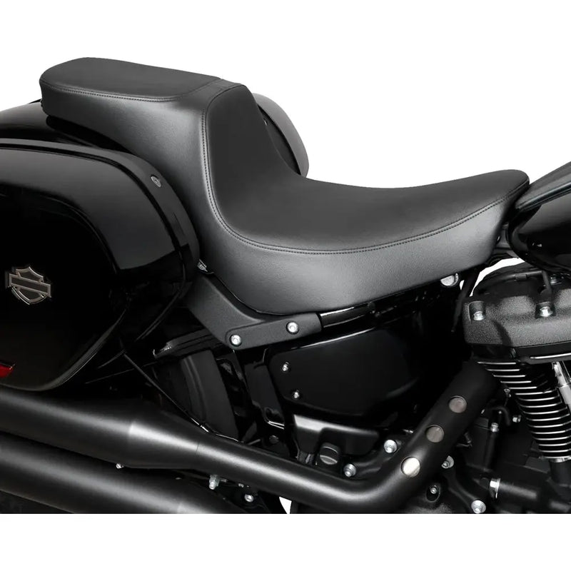 Drag Specialties Performance Predator 2-Up -istuin Harley-moottoripyörään