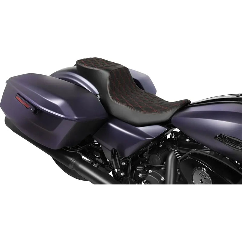 Drag Specialties Performance Predator 2-Up Extended Reach -istuin Harley-moottoripyörään