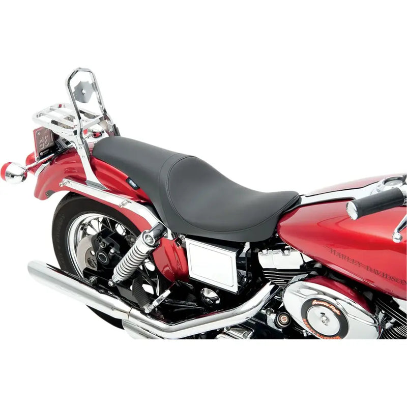 Drag Specialties Predator-istuin Harley-moottoripyörään