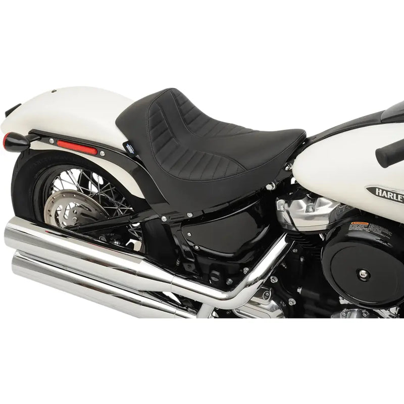 Drag Specialties EZ-ON Solo-istuin Harleylle 