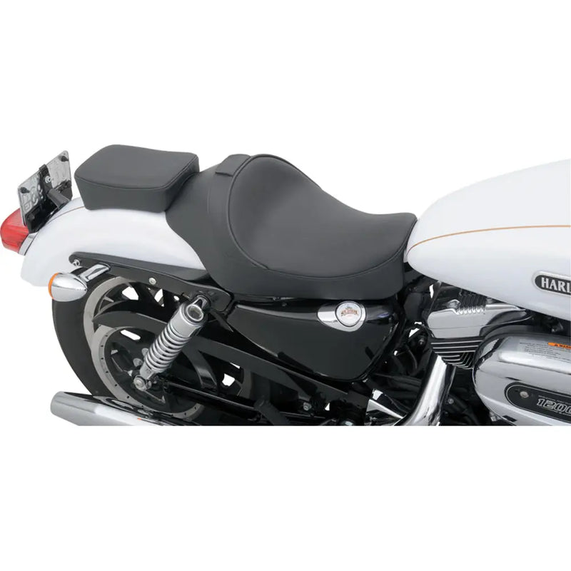 Drag Specialties EZ Glide II Solo-matkustajan istuin Harley-moottoripyörään