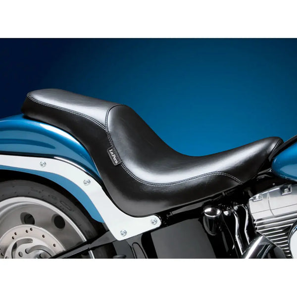 Le Pera Silhouette 2-Up Gel Solo -istuin Harley-moottoripyörään