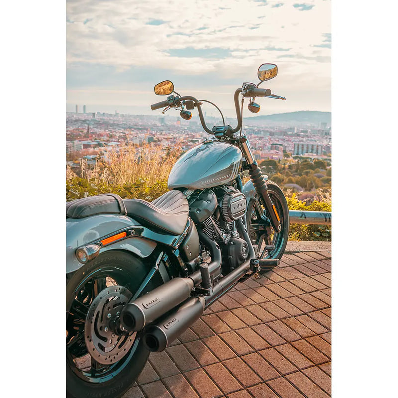 Black Duck Bombardier EC Euro-hyväksytyt Slip-On äänenvaimentimet Harleylle.