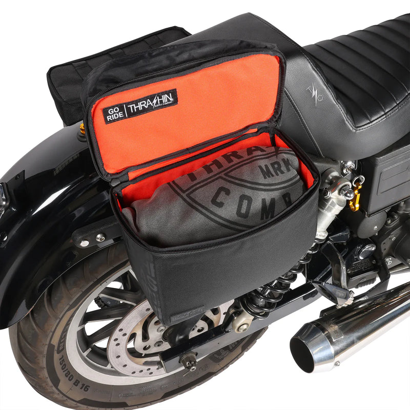 Thrashin Supply Essential Base 10L heitettävät moottoripyörän satulalaukut