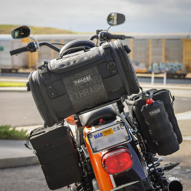 Thrashin Supply Passenger 32L moottoripyörälaukku