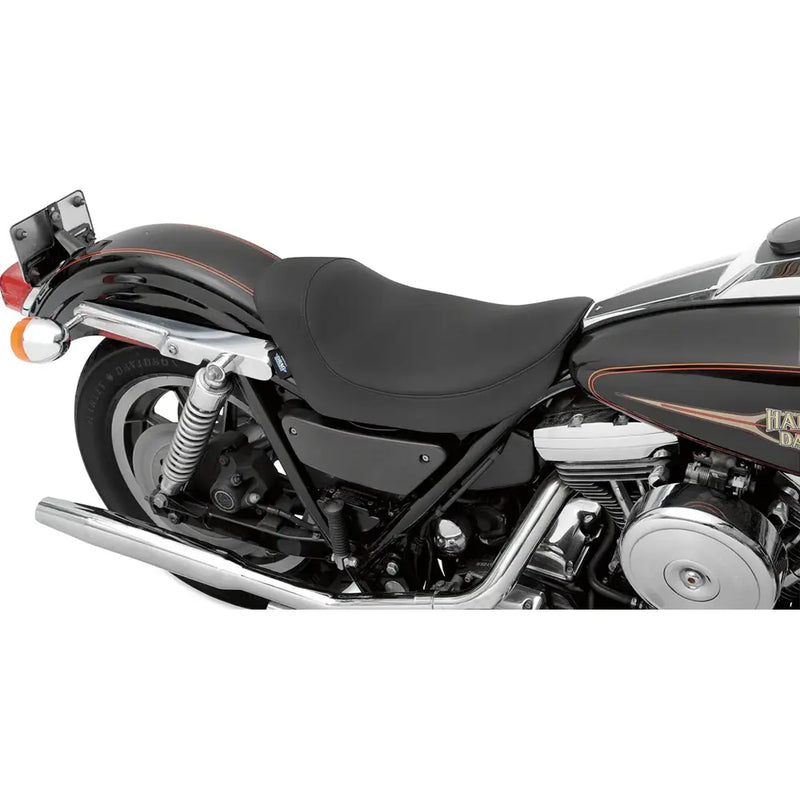 Drag Specialties EZ-ON Solo-istuin Harleylle 