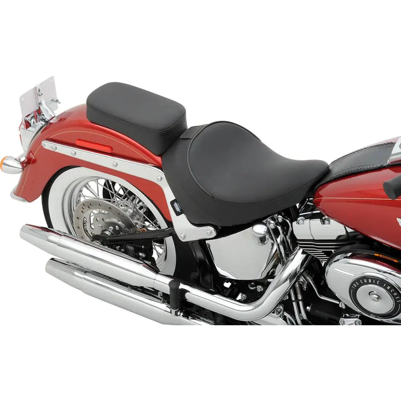Drag Specialties Selkänojallinen yksipaikkainen istuin Harleylle 