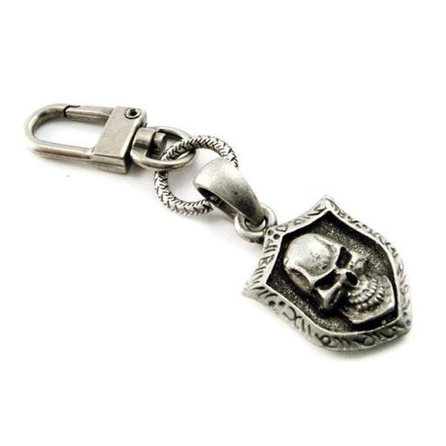 Amigaz Skull Shield Clip-On Keychain