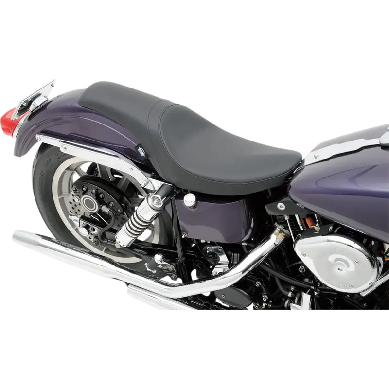 Drag Specialties Predator-istuin Harley-moottoripyörään