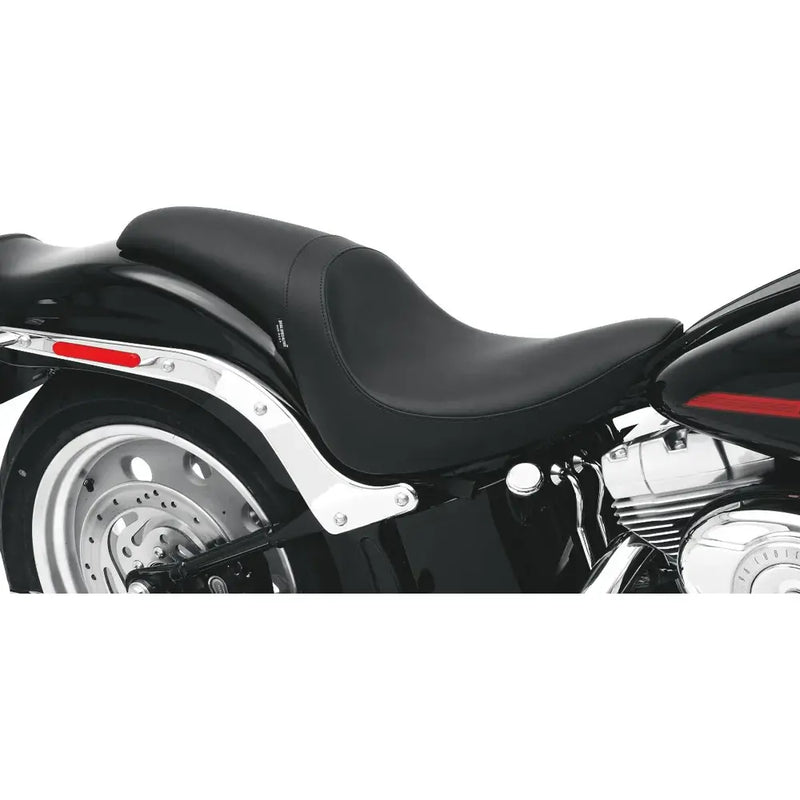 Drag Specialties Predator-istuin Harley-moottoripyörään