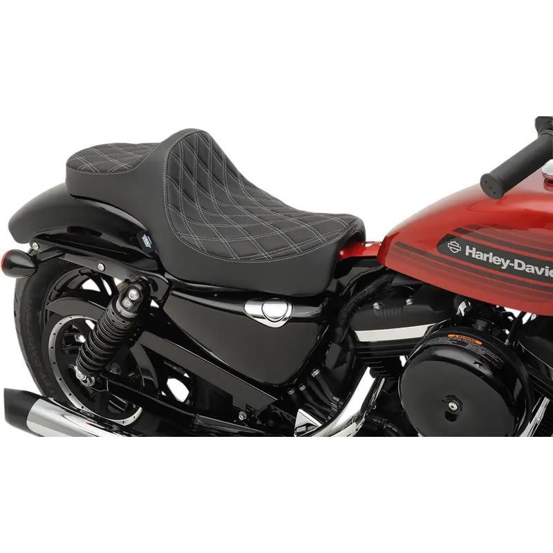 Drag Specialties Predator III -istuin Harleyyn 