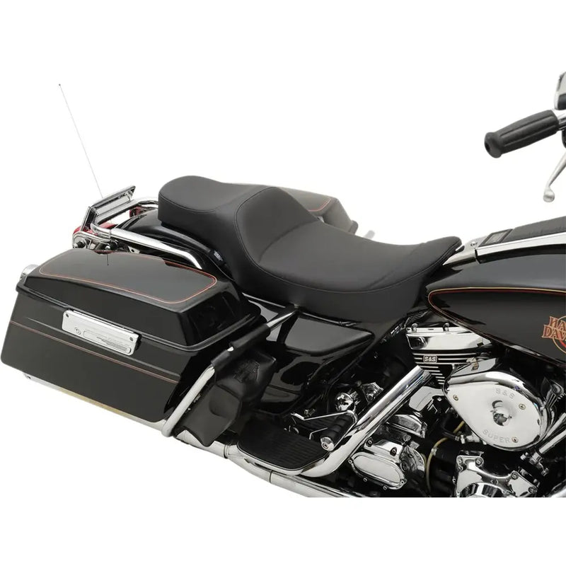 Drag Specialties Predator 2-Up -pidennetty istuin Harley-moottoripyörille