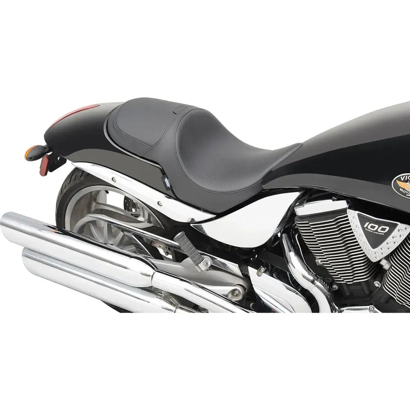 Drag Specialties Predator-istuin tuotteelle Victory 