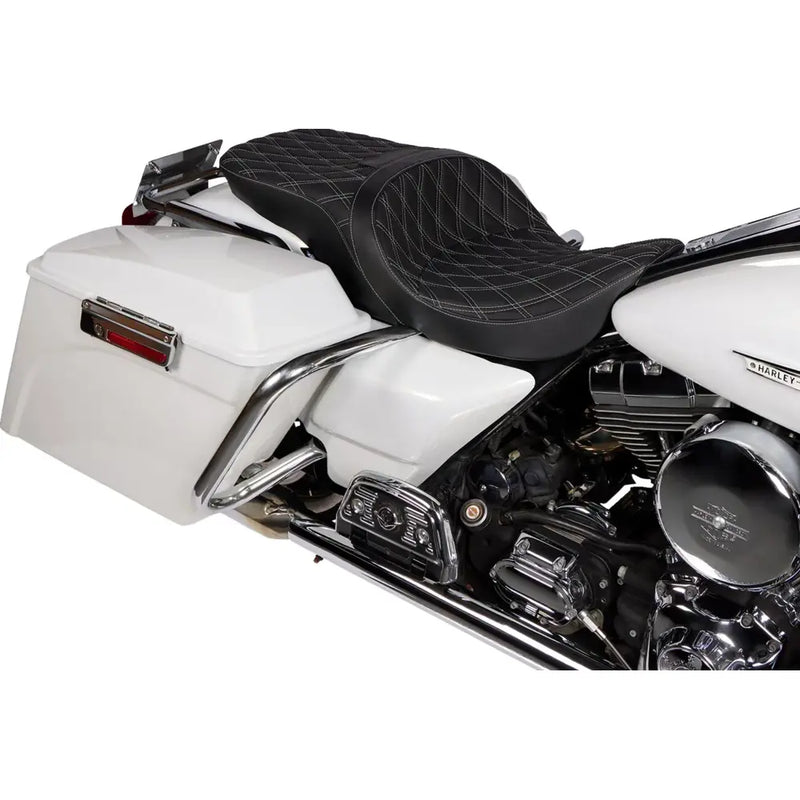 Drag Specialties Freedom Touring Istuin Harley-moottoripyörään