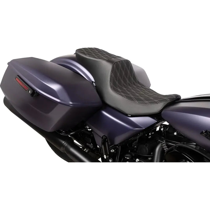 Drag Specialties Performance Predator 2-Up -istuin Harley-moottoripyörään