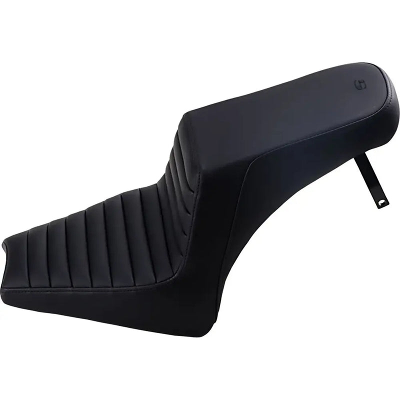 Saddlemen Step-Up Front Tuck-n-Roll for Indian 18-24 Scout Bobber / Rogue / Black  - Customhoj